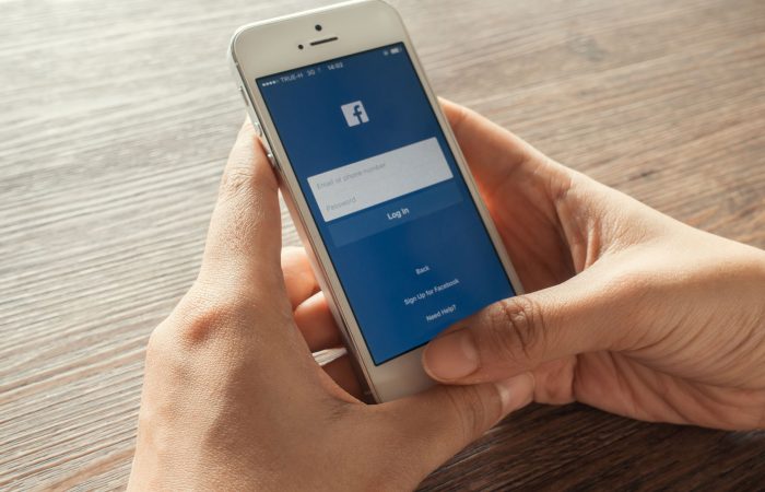 facebook marketing services reuads