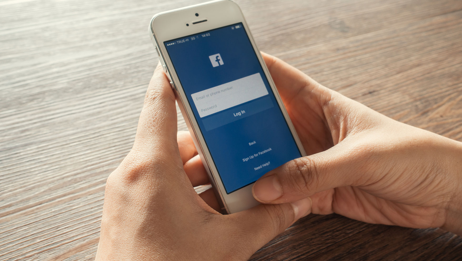 facebook marketing services reuads